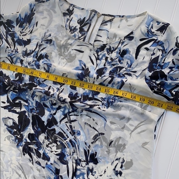 Floral print Tunic Blouse Size Large - Picture 9 of 10